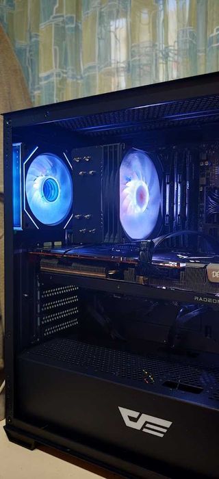 Добро Гейм РС Ryzen 7 5800X/32Gb/512GB SSD+3Tb HDD/6700XT 12Gb/Гаранци