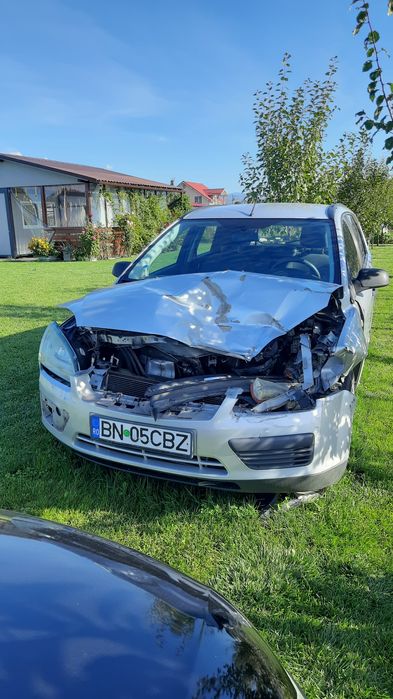 Ford focus mk2 accidentat.