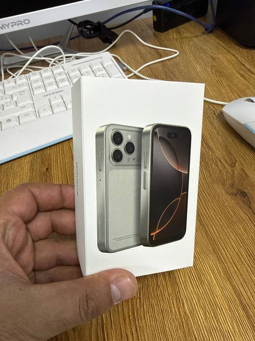 iPhone 17 Pro max mini
