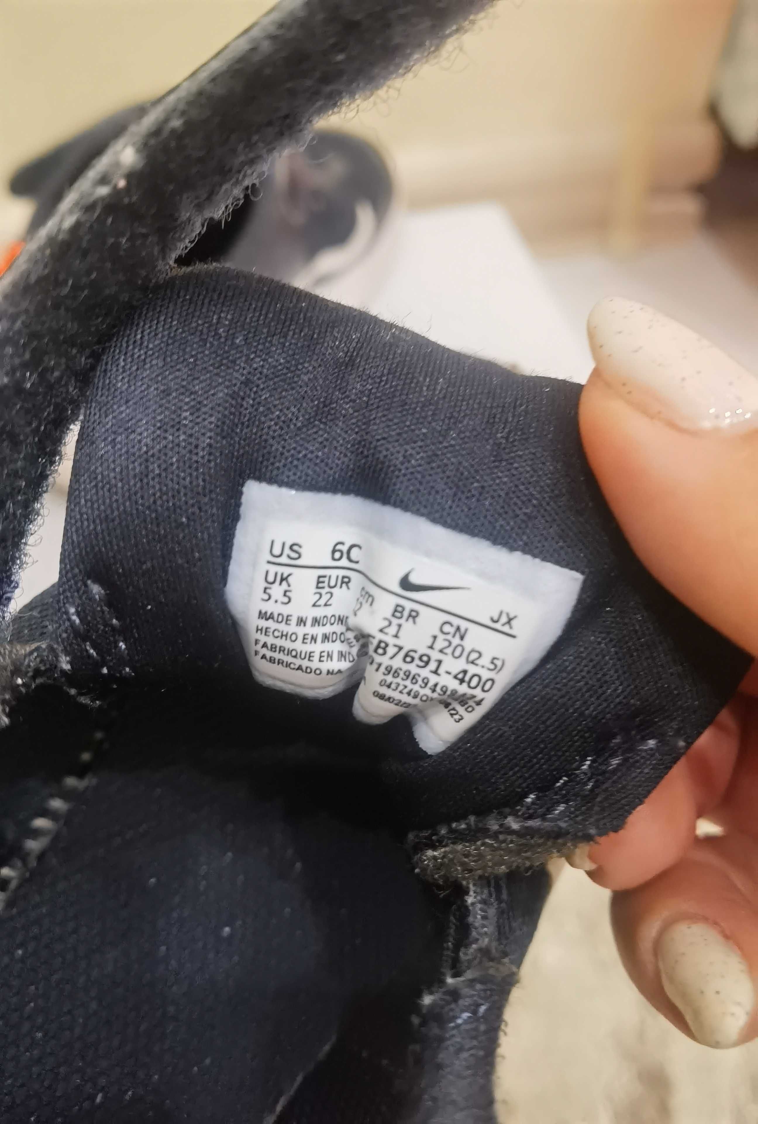 Детски маратонки Nike revolution , номер 22