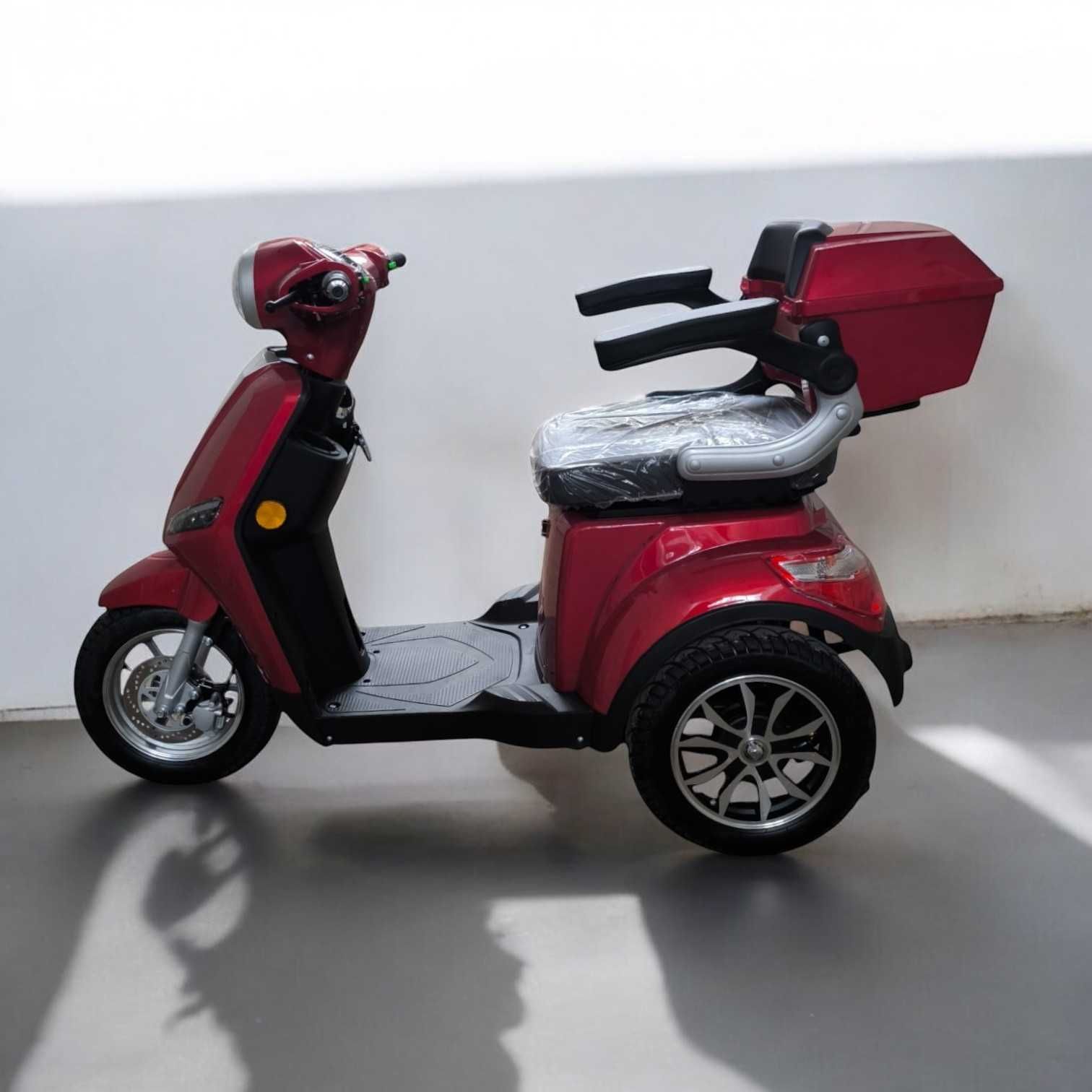 Електрическа Триколка BM1-LUX 2000W | 60V | 24Ah | RED