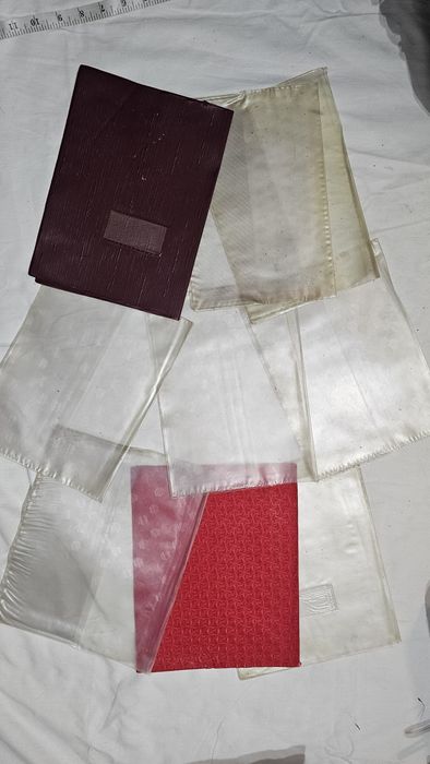 Set 9 coperte 4 pentru caiete A4, 4 pentru carti si una pt caiete geog