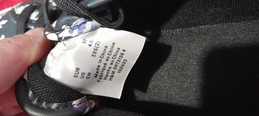 Нови кецове Н&М 37 номер