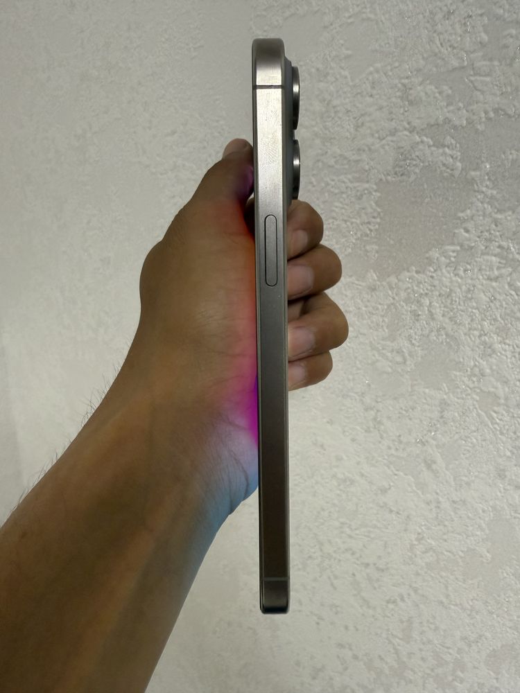 Продам iphone 15 pro max 512 gb. 87% идеал