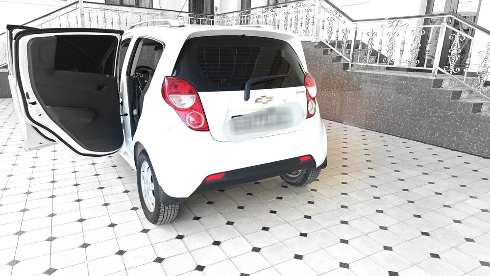 Spark сотилади срочна