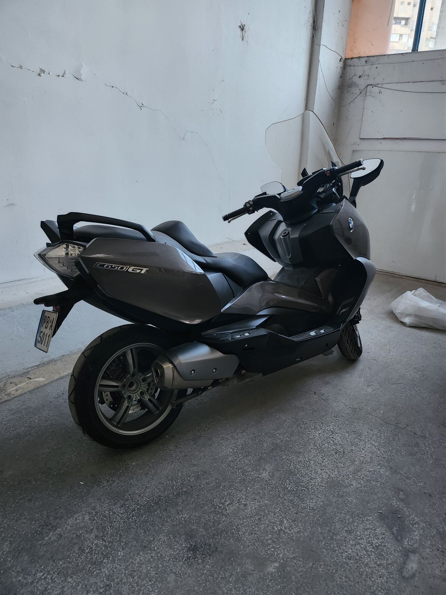 Мотоциклет БМВ GT 650