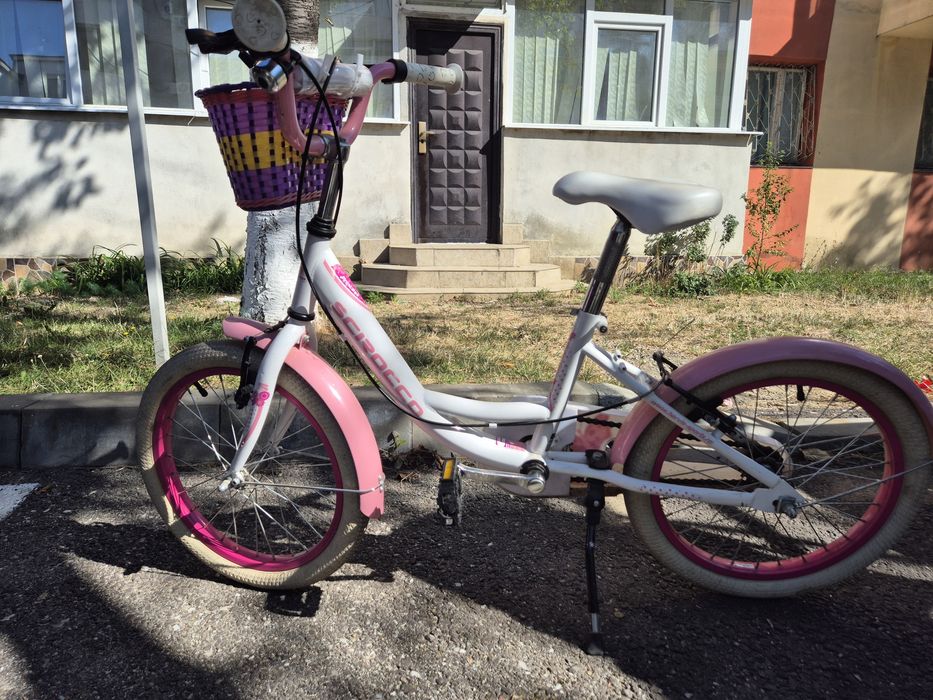 Bicicleta fetiță