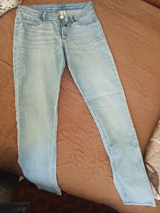 Детски дънки за момиче