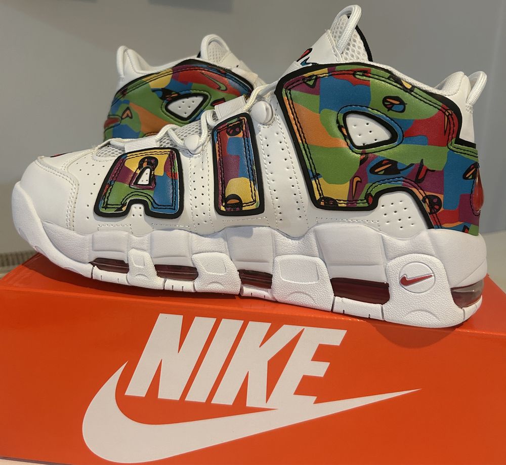 Peace Uptempo Nike