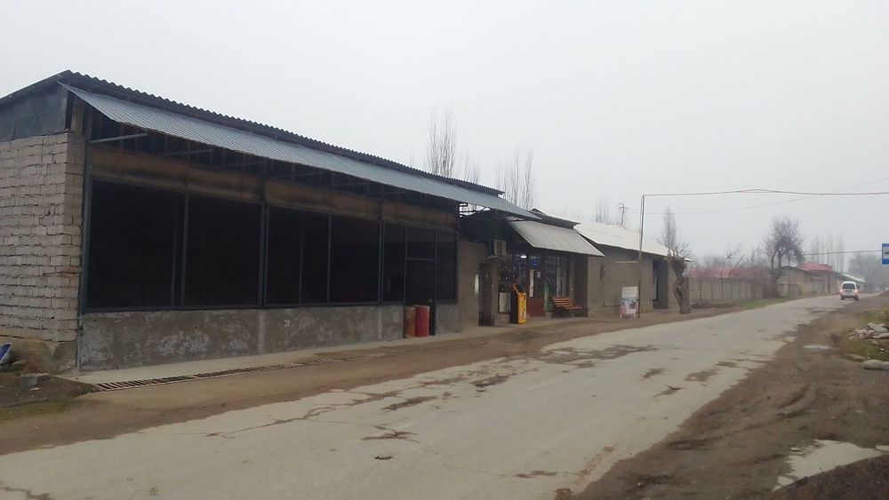 Yangibozor qaraqalpoqda uy sotiladi bizneslari bilan