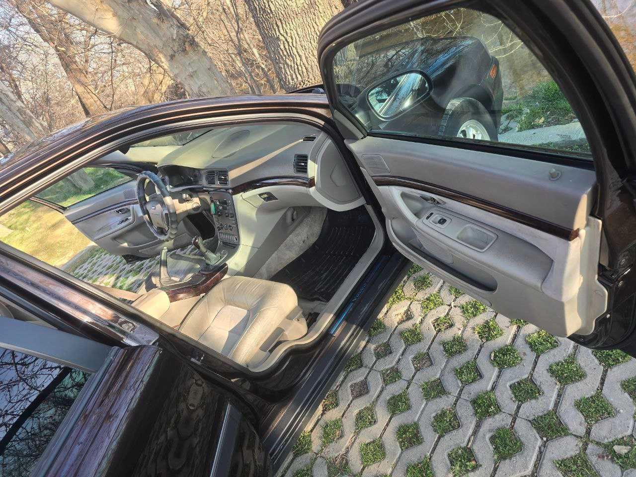 Продаю VOLVO S80