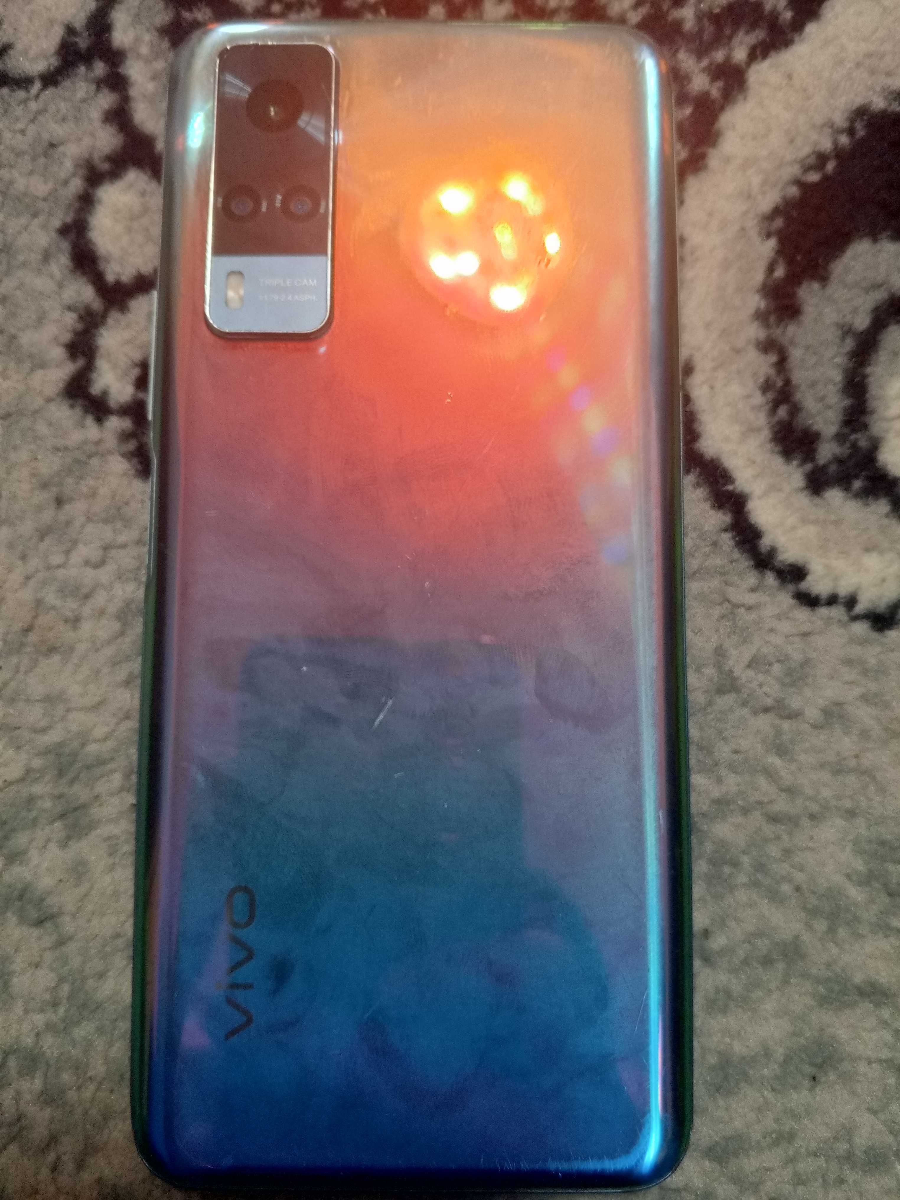 Vivo  Y53  128/8