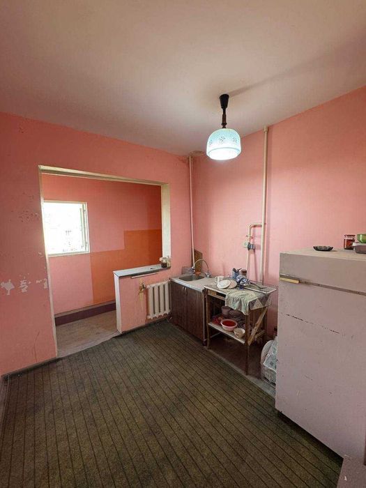 СРОЧНО !!! Продается квартира в Яшнабаде 2/5/9 (55 кв/м ) Панеллый