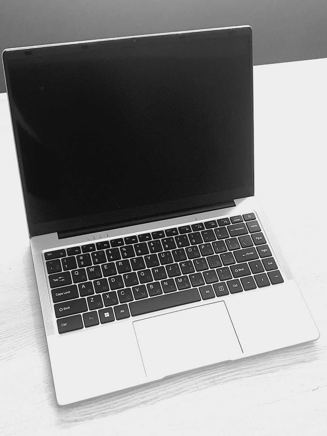 Ультрабук 14,1" IPS/J4125/8Gb, DDR4/128Gb, SSD, Kaspersky+мышь