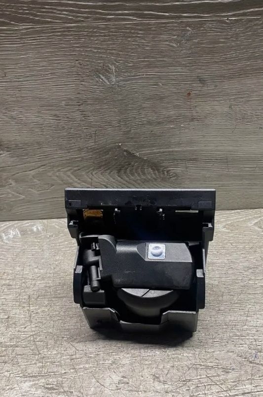 Поставка за чаша W220 cupholder чисто нова s class