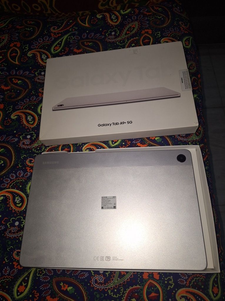 iPad Samsung Galaxy A6+ 5G 8/128gb  sotiladi
