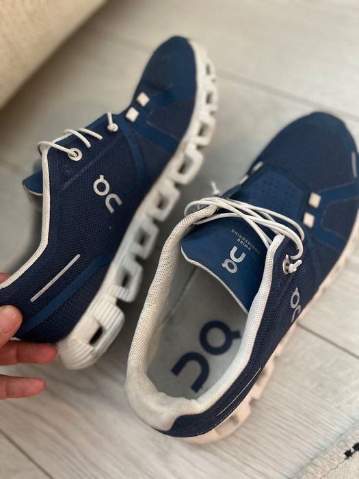 On Cloud дамски маратонки