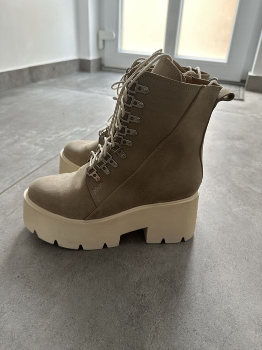 Bocanci Moja Rock it, noi