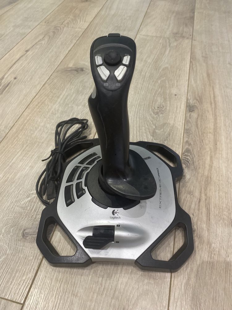 Logitech Extreme 3D Pro