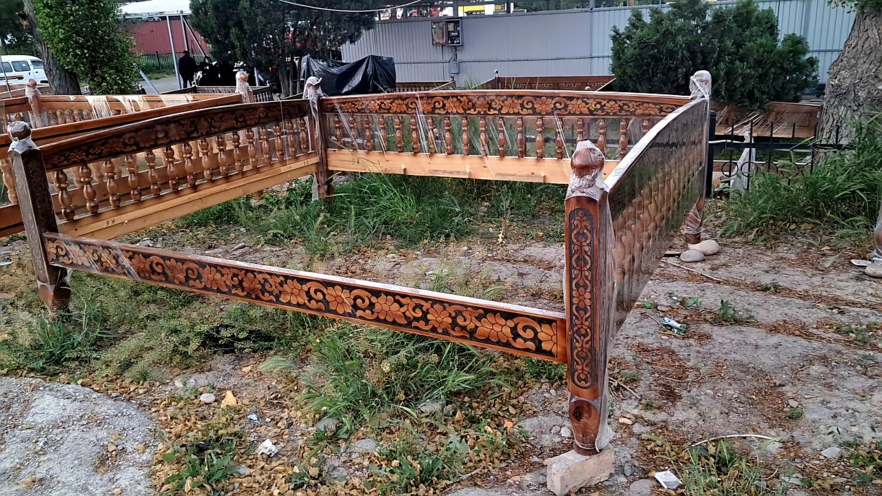Kravat tapchan surilar