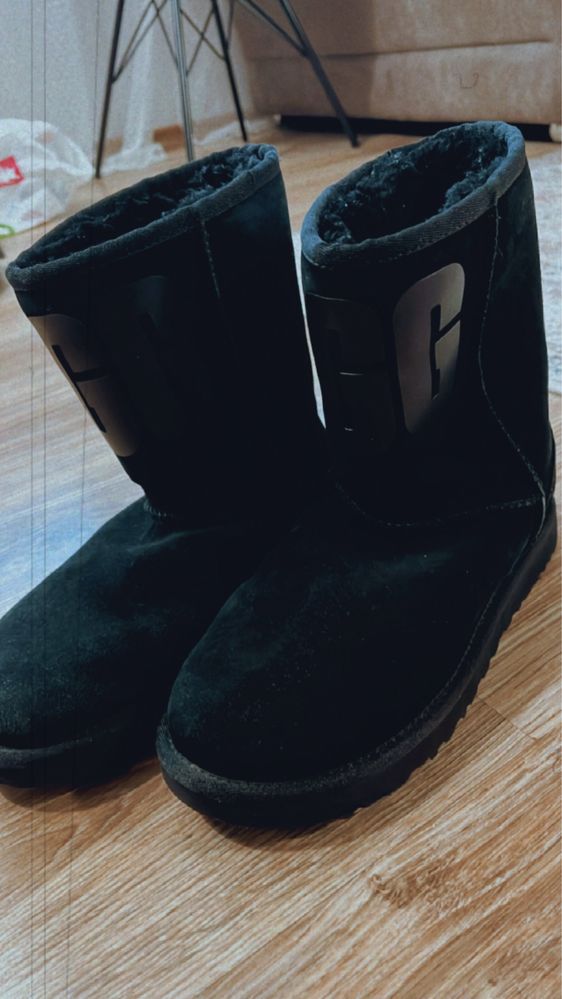 Ботуши UGG 38 номер(оригинал)