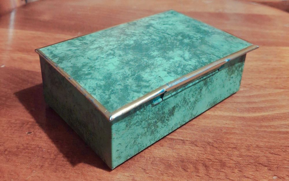 метална кутиика от цигари Atos Pfau Auslese рядка колекционерска