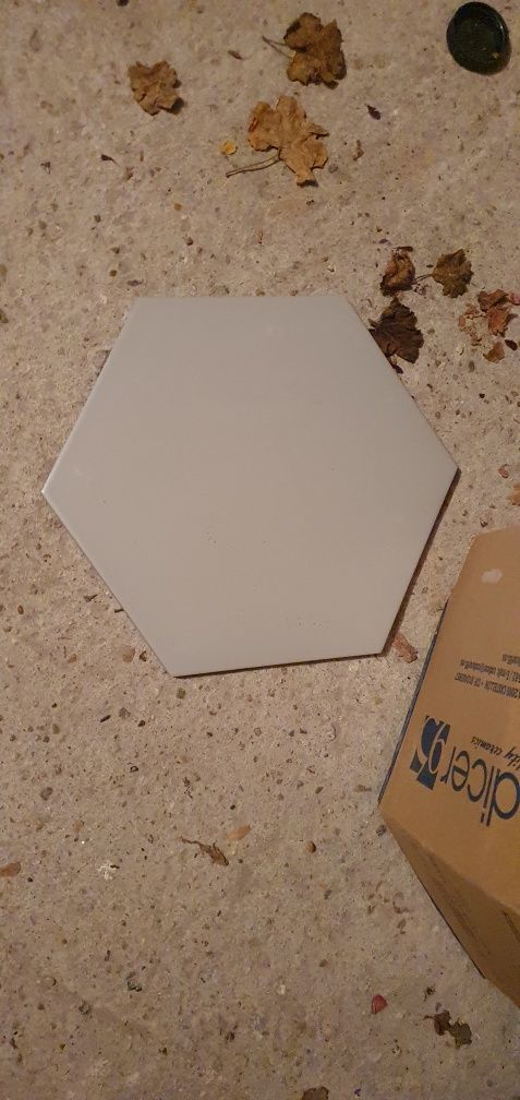Gresie / Faianta hexagon gri alb hexagonal Codicer 95