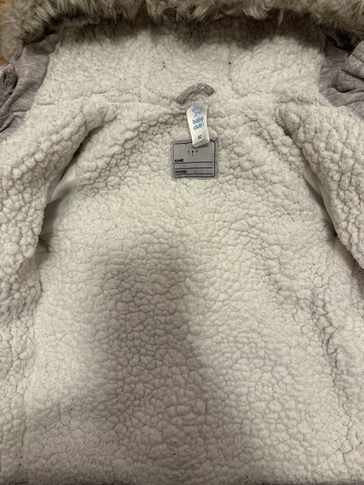 Geaca iarna imblanita marime 92 2-4 ani C&A