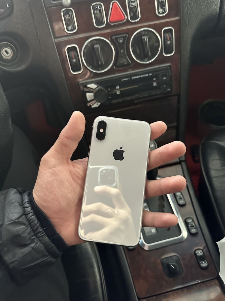 Продою iPhone xs