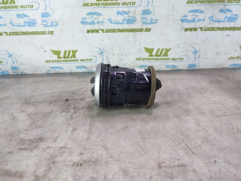 Grila aer bord 68760jd10a Nissan Qashqai 1 J10 [2007 - 2010]