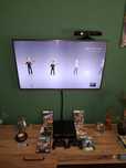 Xbox 360 E + camera + manete + jocuri