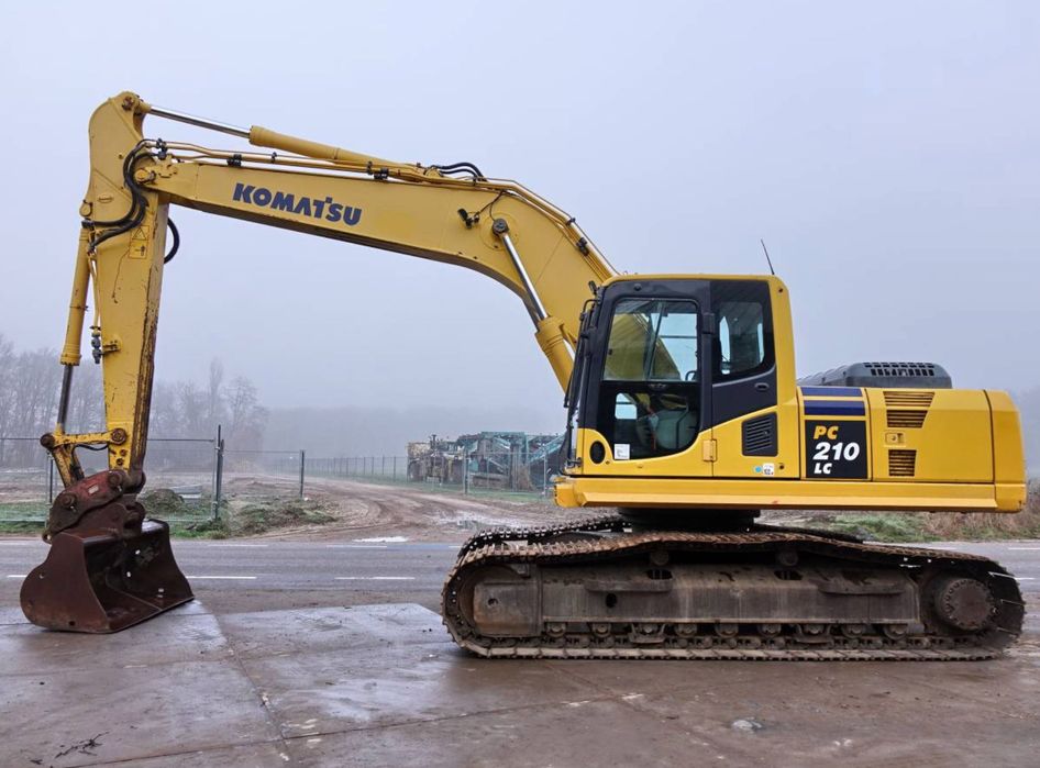 Dezmembrez excavator Komatsu PC210LC-8, PC200-8, PC240LC-8 – piese