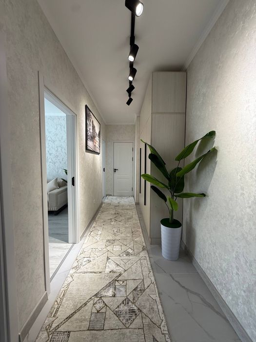 Сдам в аренду 2/3/10 50м2 в ЖК IKAT, ор-р: Мега Планет