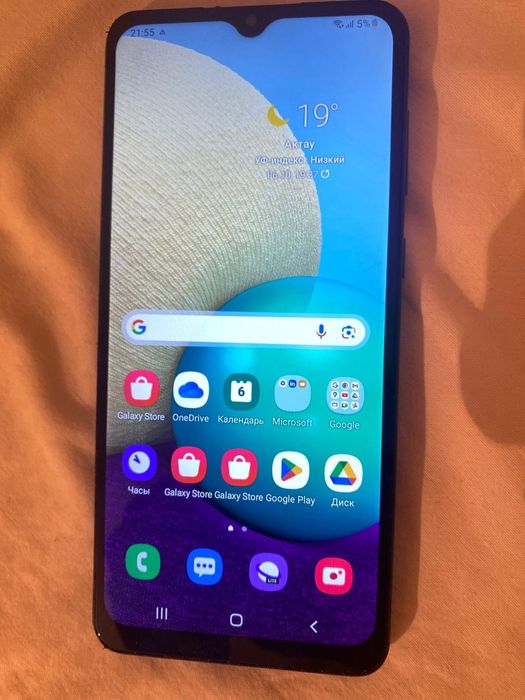 Продается самсунг А02  32/2gb телефон Самсунг