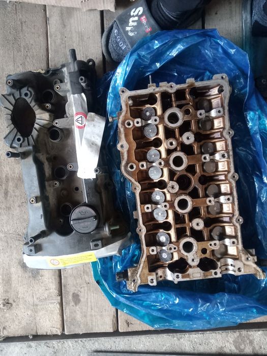 Продам головка блока на Кио спортеж.Заслонка  воздуха на Сузуки гранд