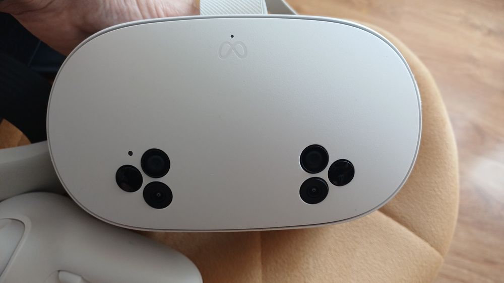 Casca VR Meta Quest 3s – stare excelentă, cu jocuri incluse