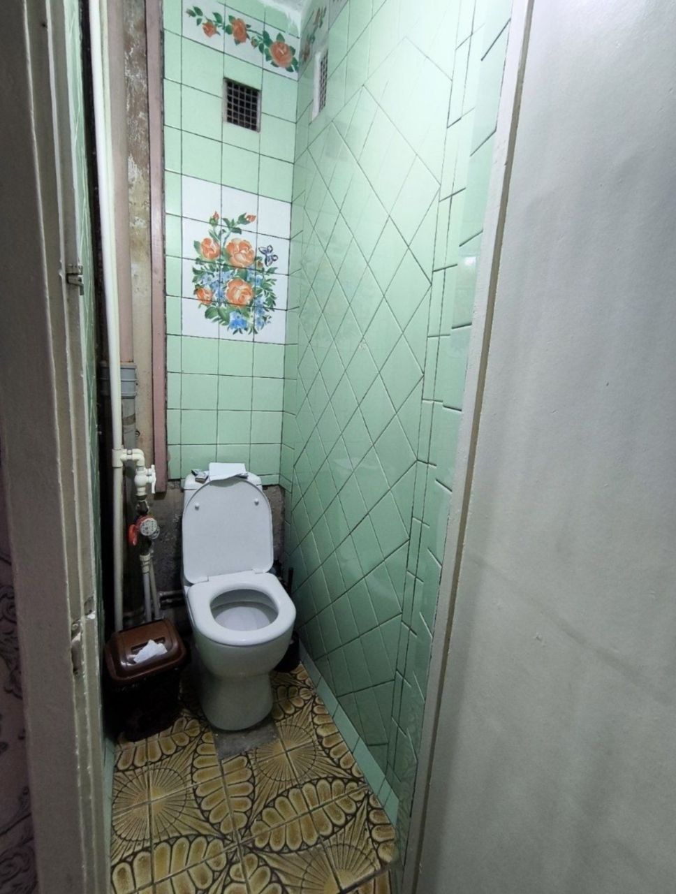 2-Комн. 1-Этаж. 60м². (77-Серия) Улучшенка. Разделка. Ттз-4. Уй-Жой.