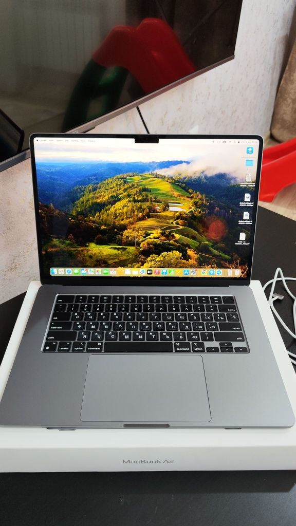 Macbook air 15 на M2