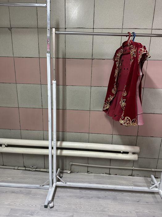 Продам вещалку для одежды