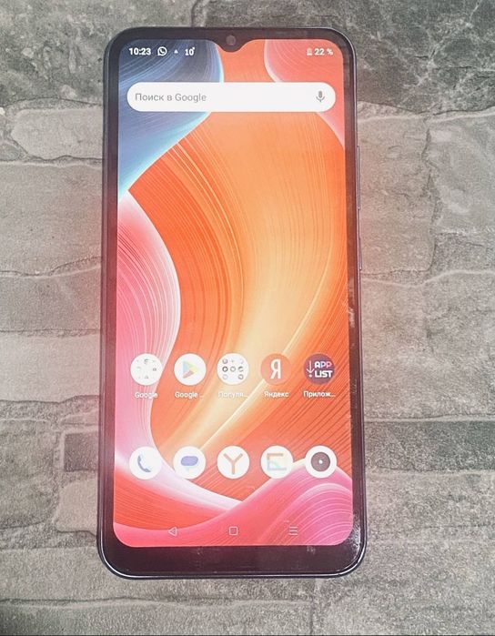 Модель: Realme C11
Память: 32gb
Состояние: отличное 
Без комплектации