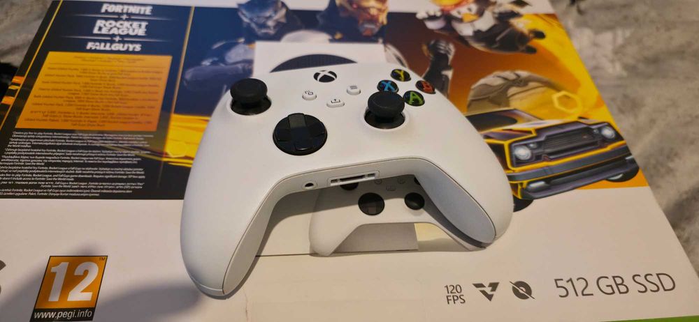 Consola Xbox Series S 512GB + 4 Acumulatori si incarcator ENELOOP