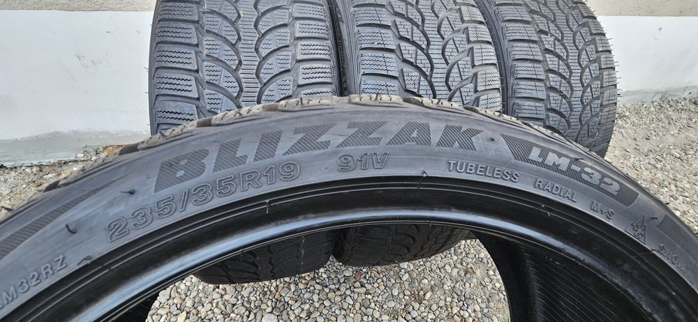 Anvelope Bridgestone Blizzak LM32 M+S 235/35 R19 91V
