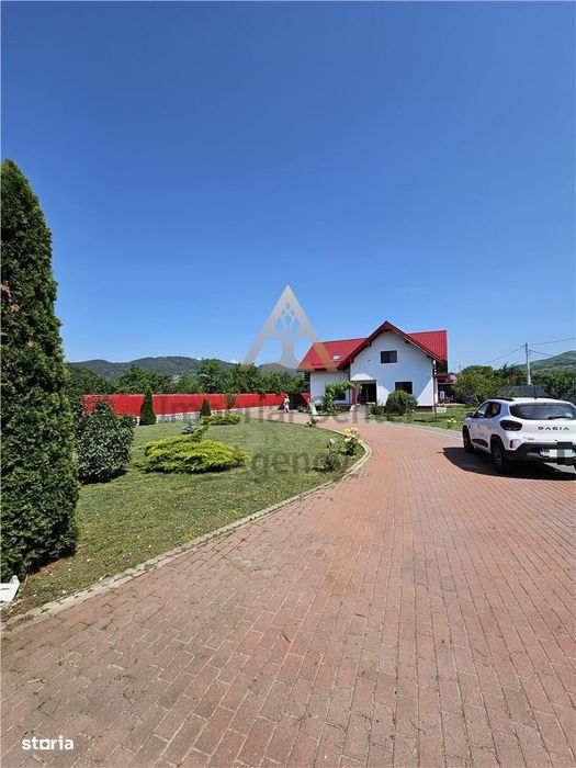 Vila De Vanzare In Statiunea Balneoclimaterica Tg Ocna