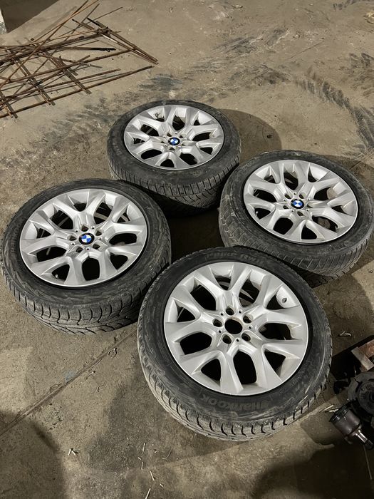 Продам диски с шинами всесезонные от Бмв Х5