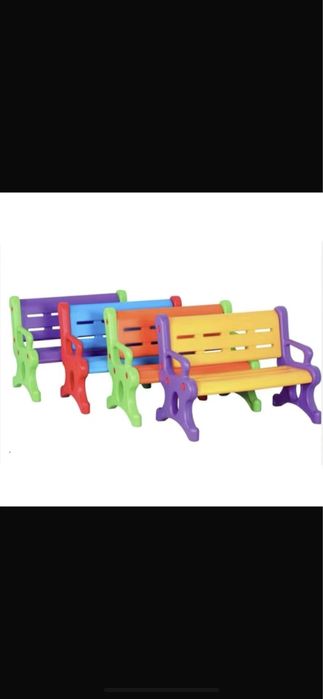 Десткая скамейка из высококачественного пластика