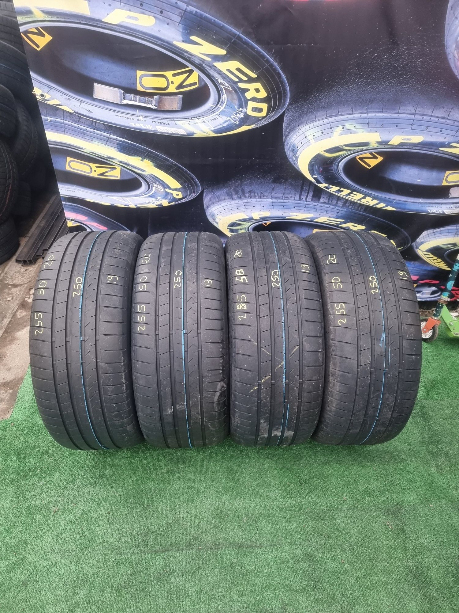 255.50.20 bridgestone