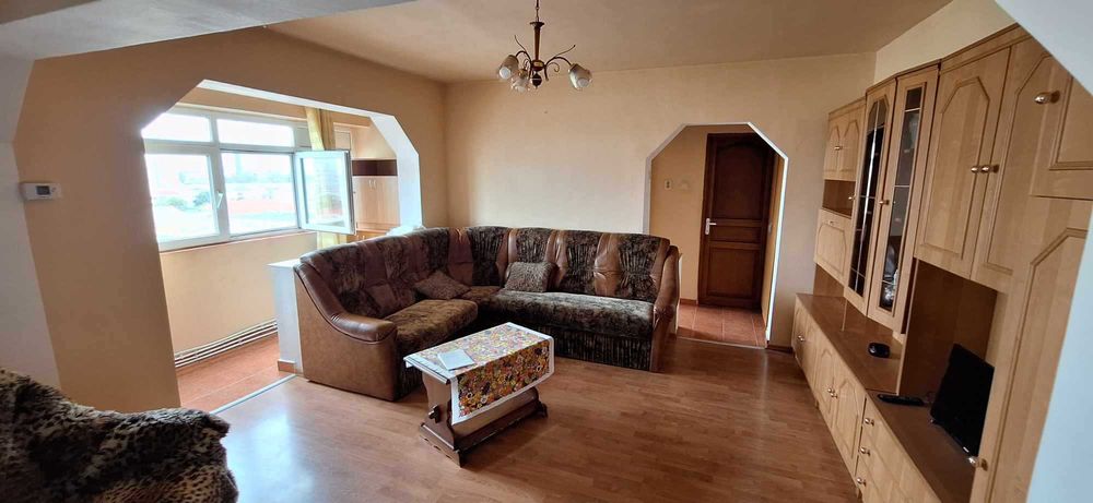 Chirie Apartament 2 camere, semidecomandat strada Careiului Micro 16