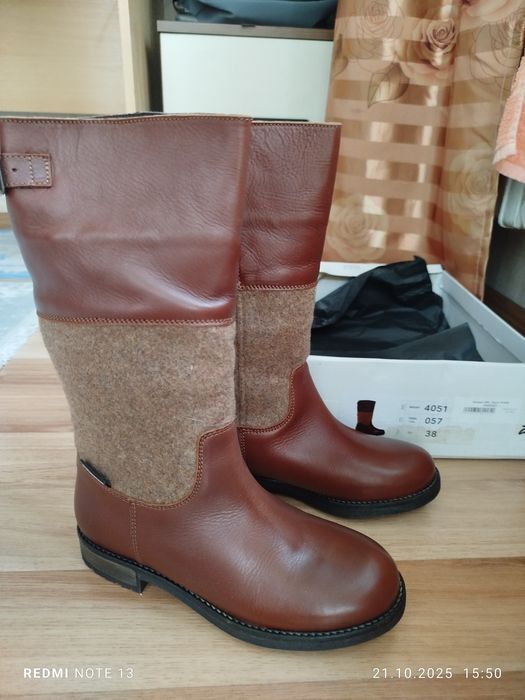 Продам новые кожаные сапоги,  еврозима,  размер 38