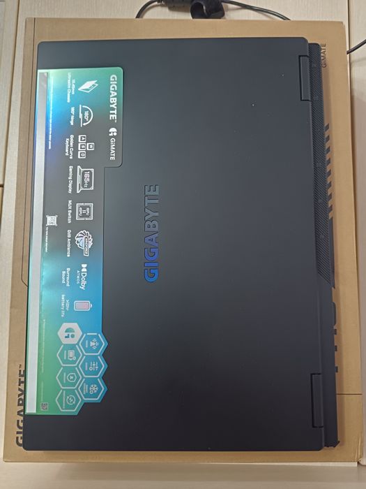 GAMING LAPTOP GIGABYTE A16 16ram 1tb ssd Rtx 5060 8g