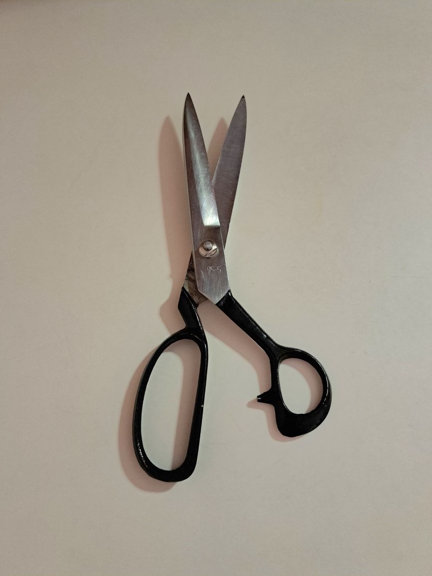 Стара шивашка ножица made in Korea